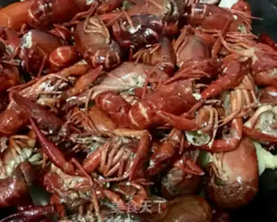 Make Spicy lobster step 4