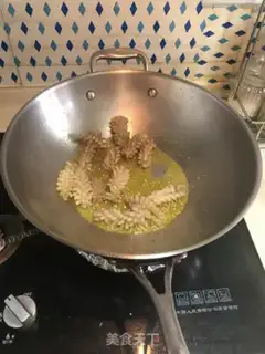Make Scrambled fish flowers step 3