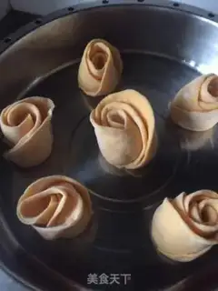 Make Pumpkin roses step 7