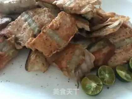 Make Fried salmon bones step 4