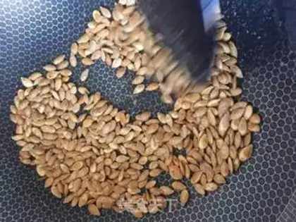 Make Pumpkin seeds step 3