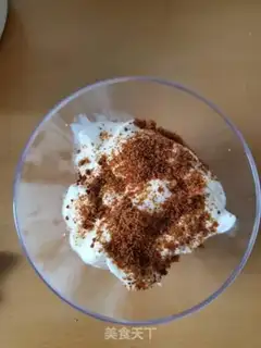 Make Nuts yogurt cup step 4