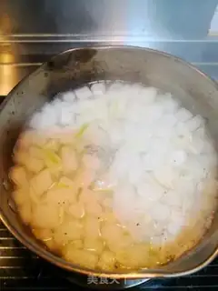 Make Pork soup step 1