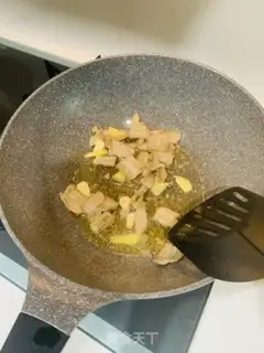 Make Five flowers, pepper beans step 0