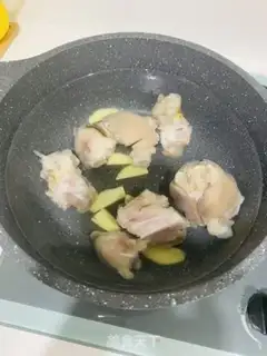 Make Seaweed pig hoof step 1