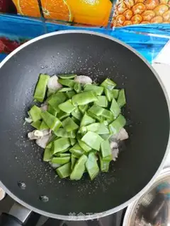 Make Meat loaf and cheese step 4