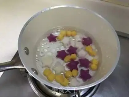 Make Shrimp-year-old pastry soup step 3