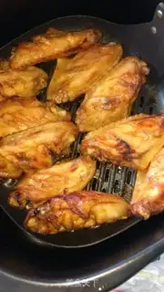 Make Orléans medium wings step 2