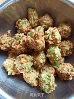 Make Artisoon meatballs step 8
