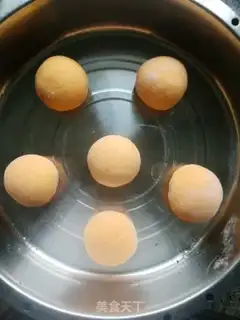 Make Pumpkin buns step 4