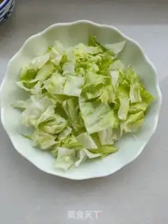 Make Sesame sauce, lettuce step 3