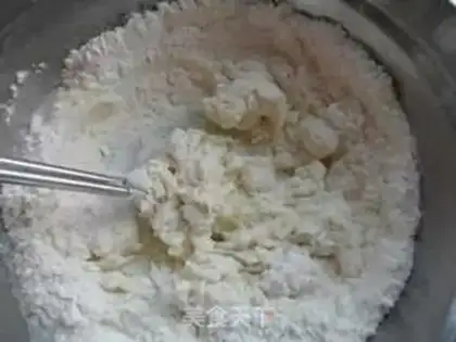 Make Homemade hand grab cake step 1