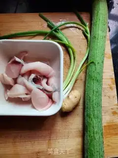 Make Smelt fish soup step 0