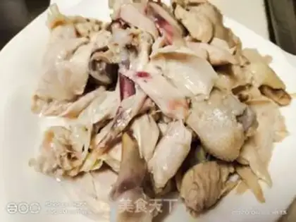 Make Scrambled tore chickens step 2