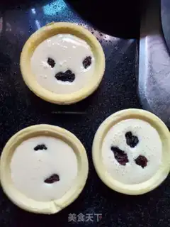 Make Sweet raisins and eggs step 2
