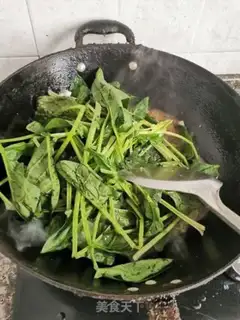 Make Spinach fried meat step 7