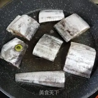 Make Pepper salted fish step 2