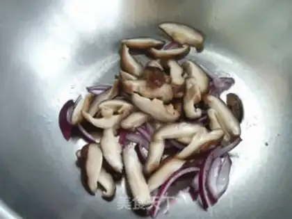 Make Scrambled mushrooms step 6