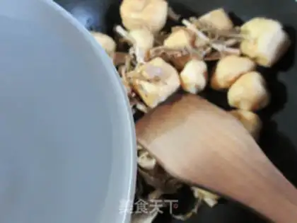 Make Three fresh noodles step 0