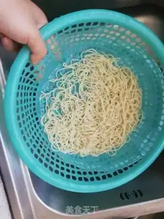 Make Three fresh noodles step 1
