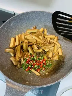 Make Spicy bean, fried meat step 5