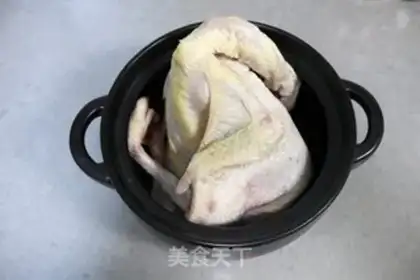 Make Dry chicken soup step 0