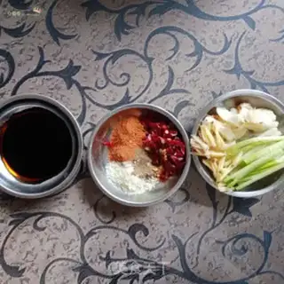 Make Spicy and hot chicken chest step 1
