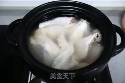 Make Dry chicken soup step 2