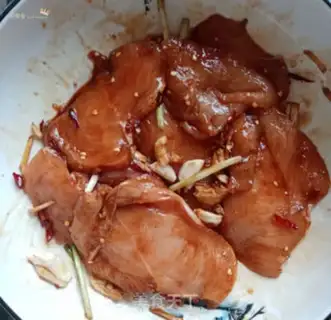 Make Spicy and hot chicken chest step 3