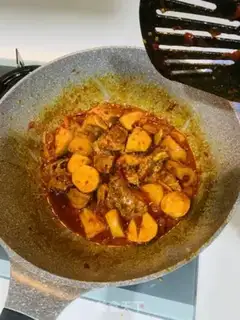 Make The red-burned hyenas step 6