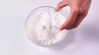 Make Milk and rice cake step 1