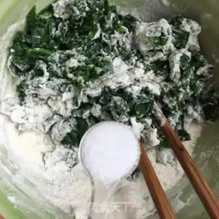 Make Spinach bacon omelet step 6