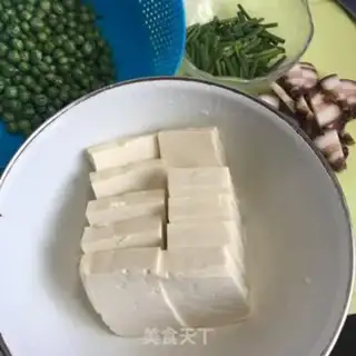 Make Peas and tofu step 0