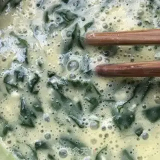 Make Spinach bacon omelet step 9