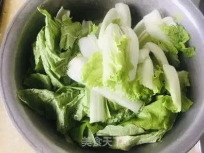 Make Garlic cabbage step 1