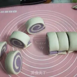 Make Double-coloured cutter step 7