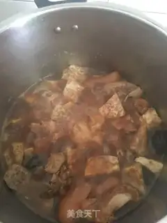 Make Potato pig feet step 4