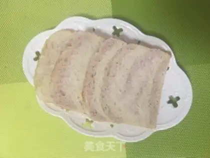 Make Double-coloured egg meat pine toast step 0