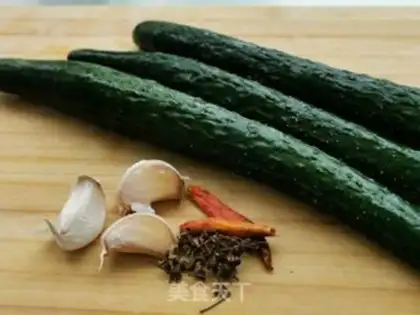 Make Spicy cucumber bars step 0