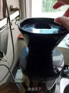 Make Celery cucumber juice step 2