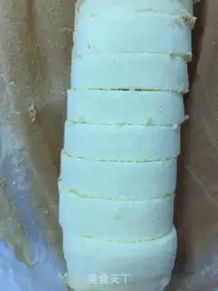Make Sea salt cheese and pine rolls step 6