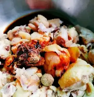 Make Chicken piece of sauce step 4