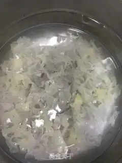 Make The silver ear soup step 3