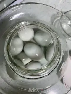Make A duck egg step 5