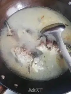 Make Red milk, white fish soup step 2