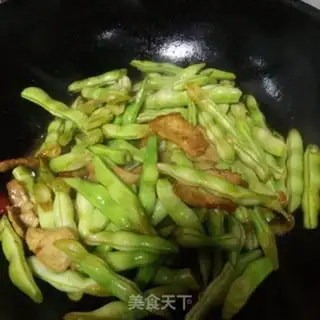 Make Five flowers and beans step 5