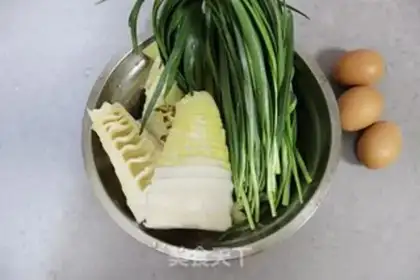 Make The veggie veggie buns step 3