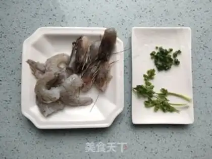 Make Shrimp soup step 1