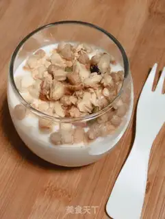 Make Fruit yogurt step 4