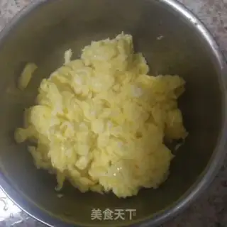 Make Tomato eggs, hot noodles step 3